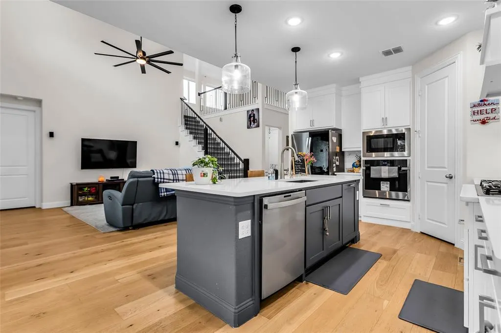 10942 Grayhead Drive