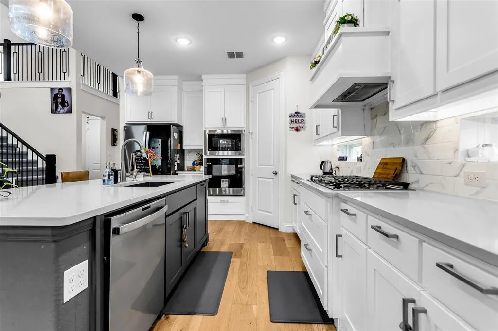 10942 Grayhead Drive