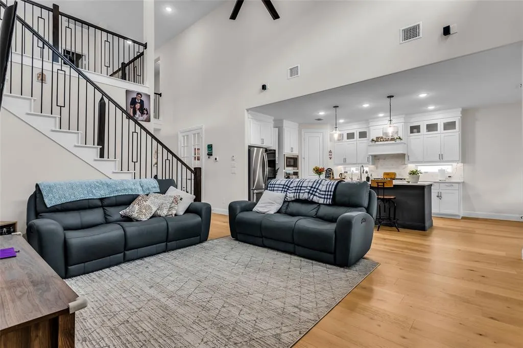 10942 Grayhead Drive