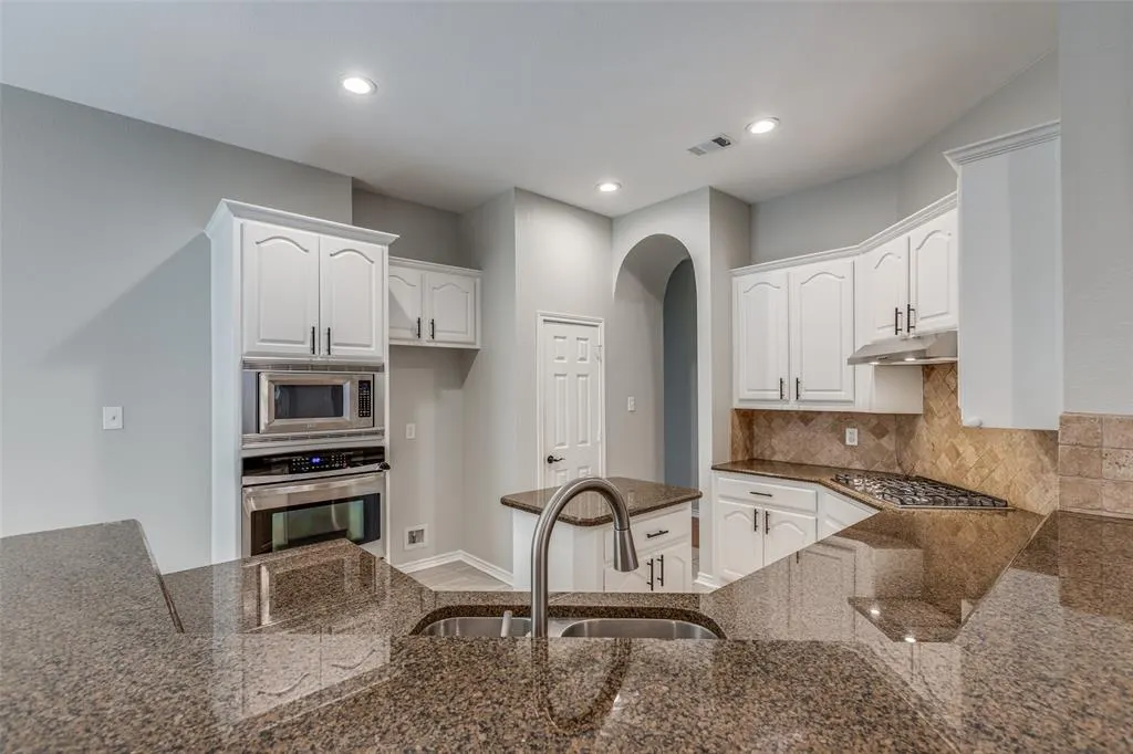 3003 Quail Hollow