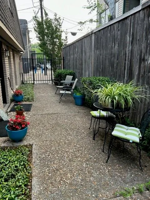 3811 Holland Avenue, #1