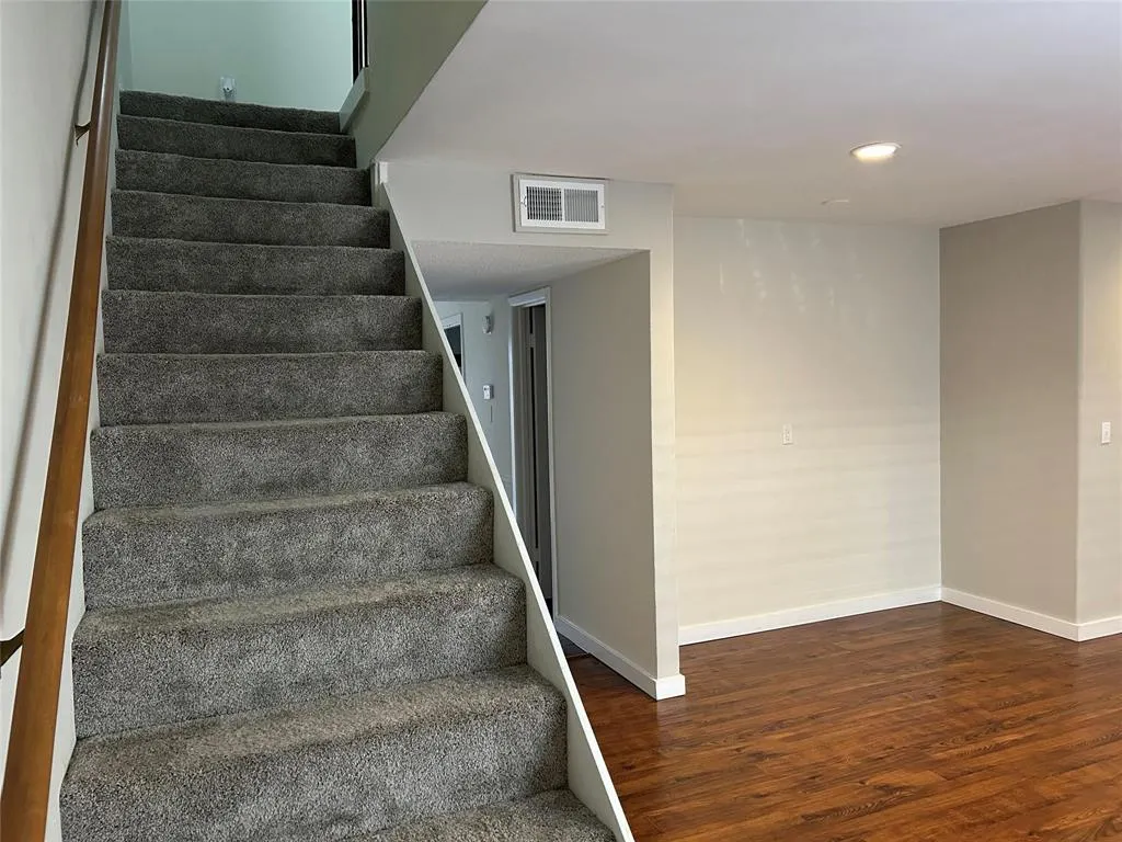 3811 Holland Avenue, #1