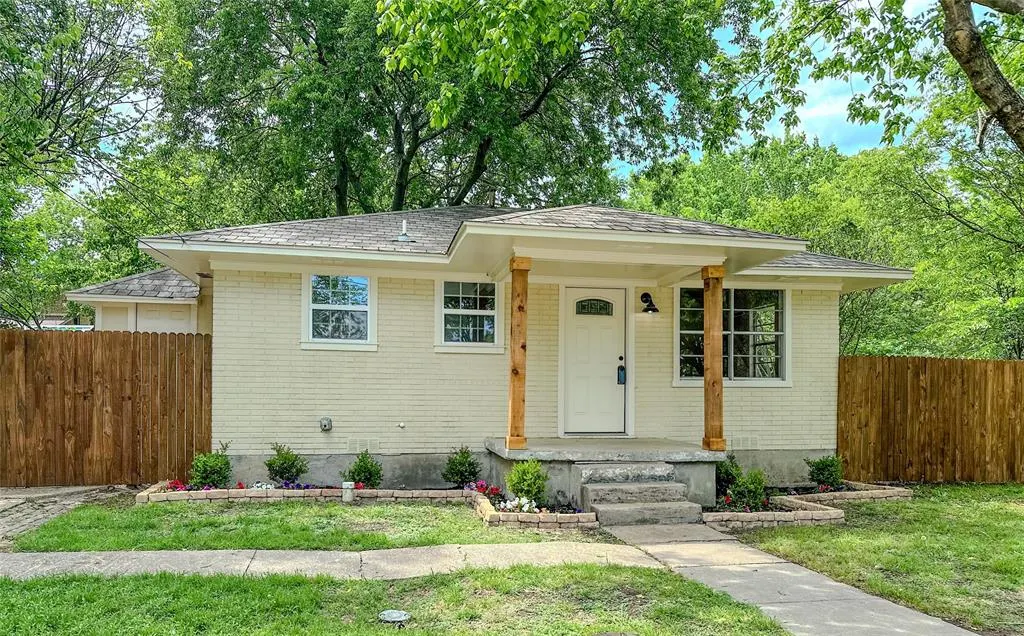 1205 N Bradley