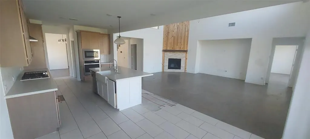 1905 Pecos Drive