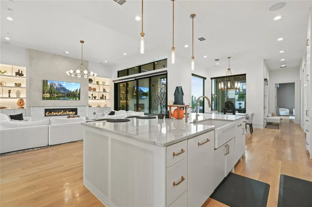 3213 Santa Bella Drive