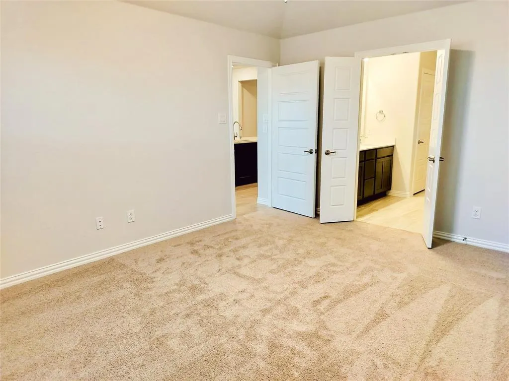 3909 Malachite Drive