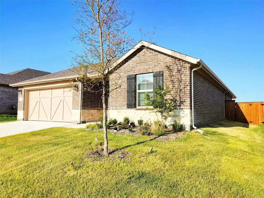 3909 Malachite Drive