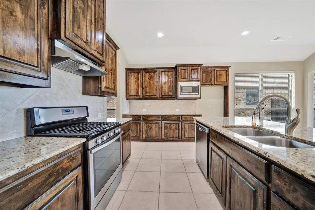 3712 Alder Drive