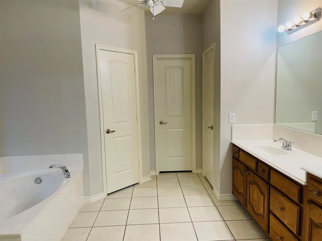 5929 Desperado Drive