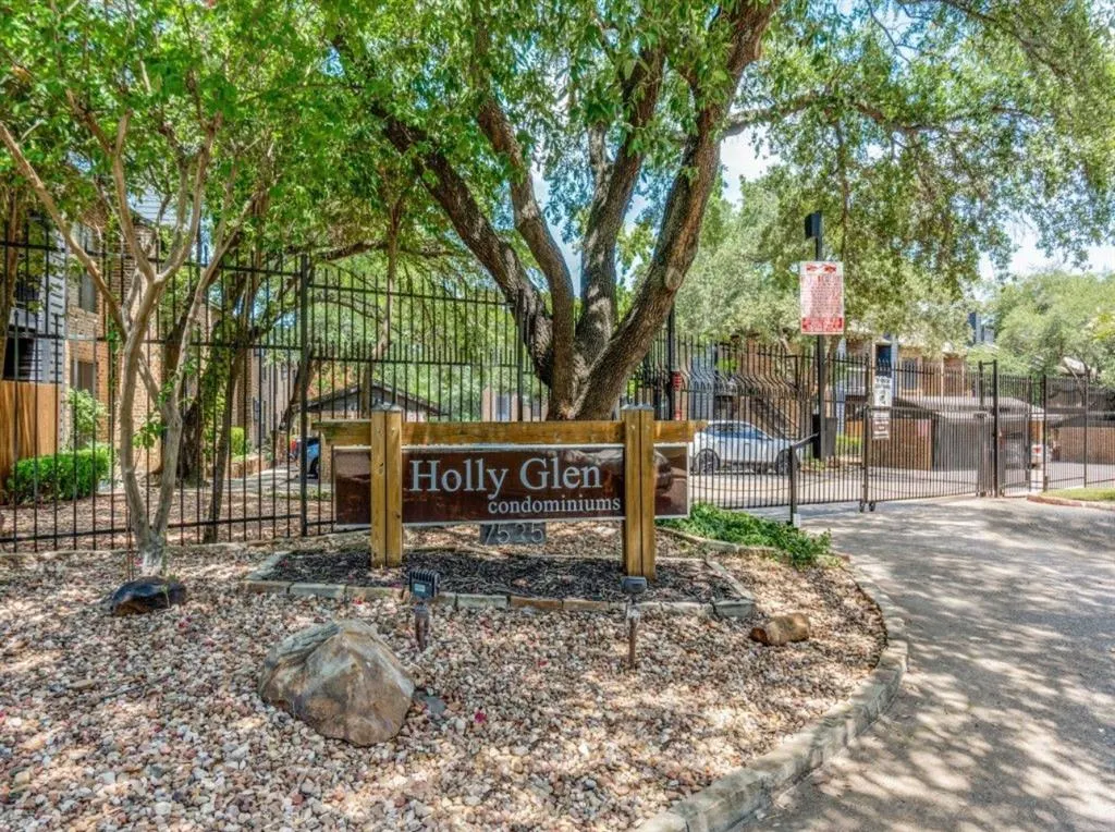 7525 Holly Hill Drive, #56