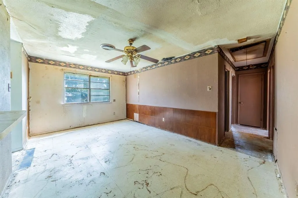 6624 Sebring Drive
