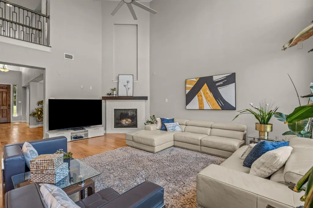 3360 Country Glen Trail