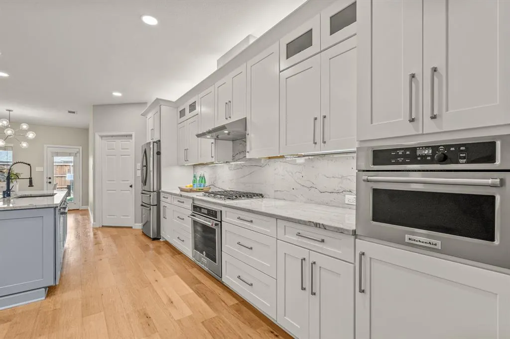 3360 Country Glen Trail