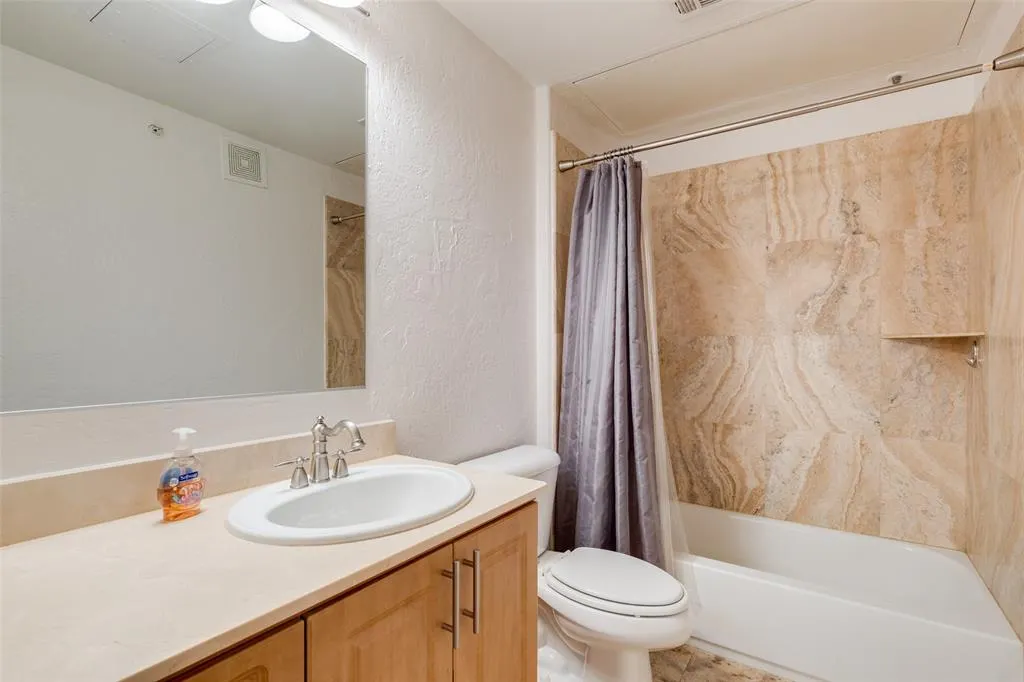3818 Holland Avenue, #305