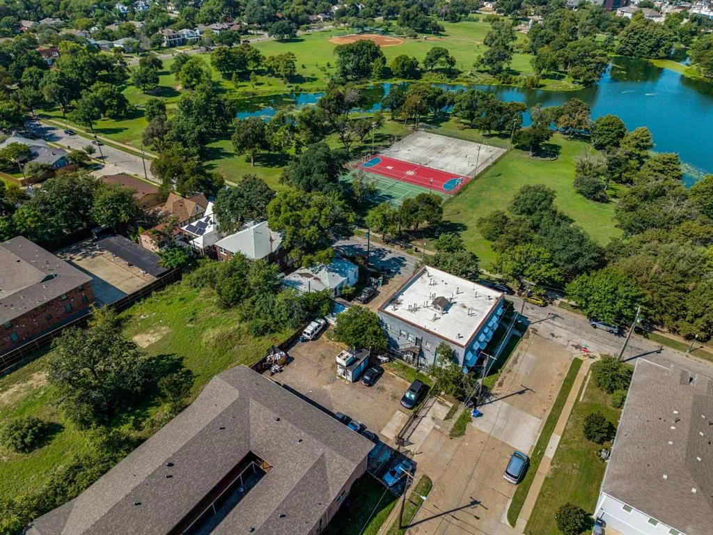 732 Blaylock Drive