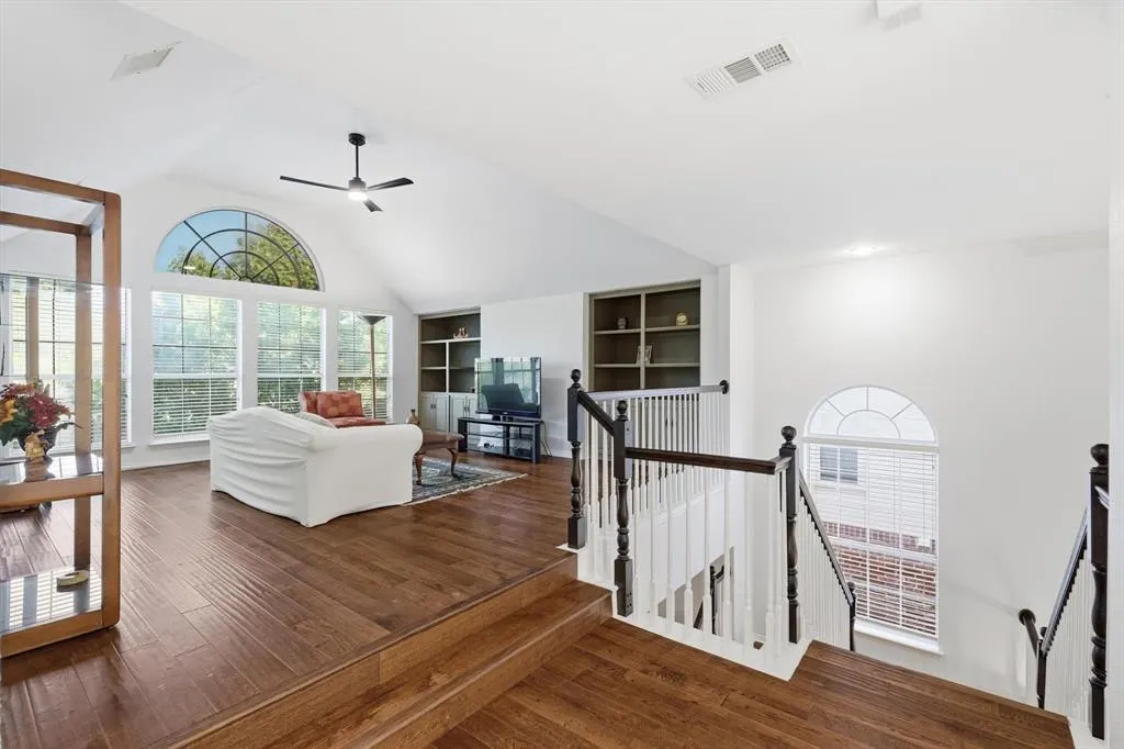 1506 Greenbriar Drive