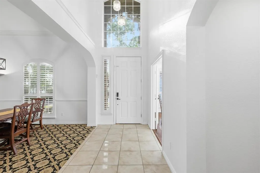 1506 Greenbriar Drive