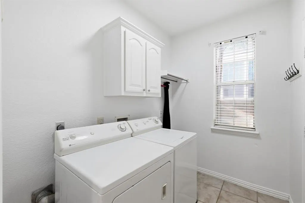 1506 Greenbriar Drive