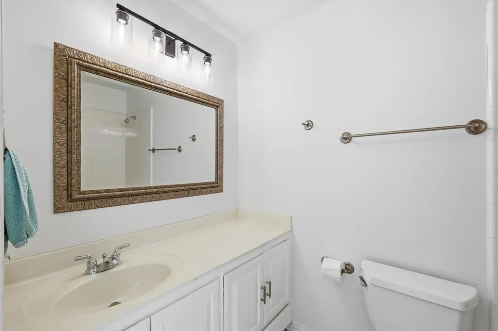 1506 Greenbriar Drive