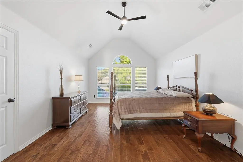 1506 Greenbriar Drive