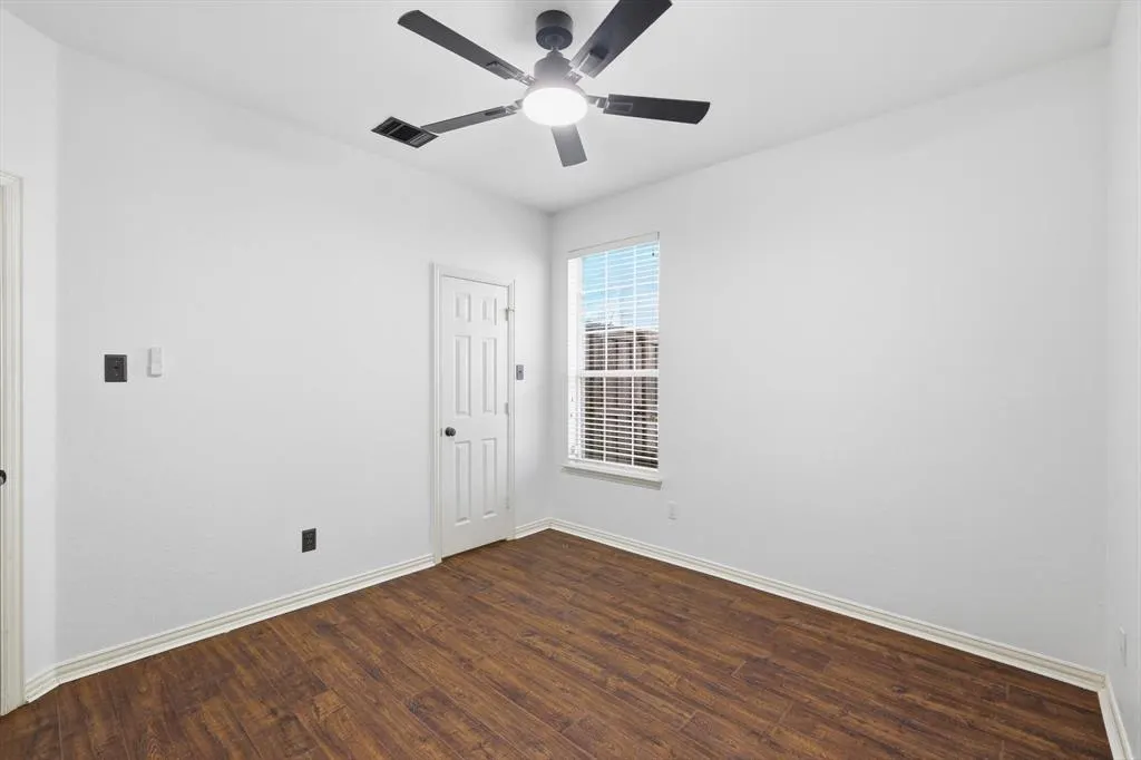 1506 Greenbriar Drive