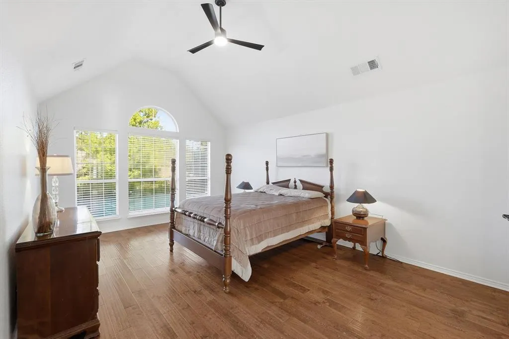 1506 Greenbriar Drive