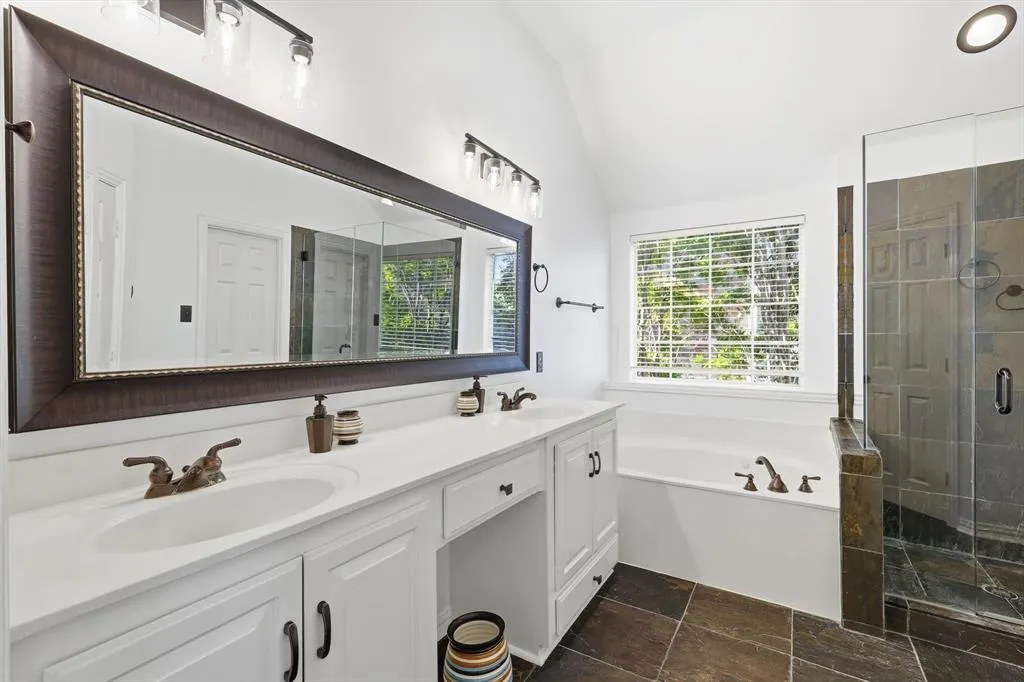 1506 Greenbriar Drive