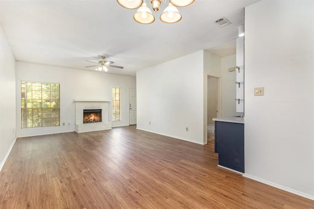 5740 Martel Avenue, #B3