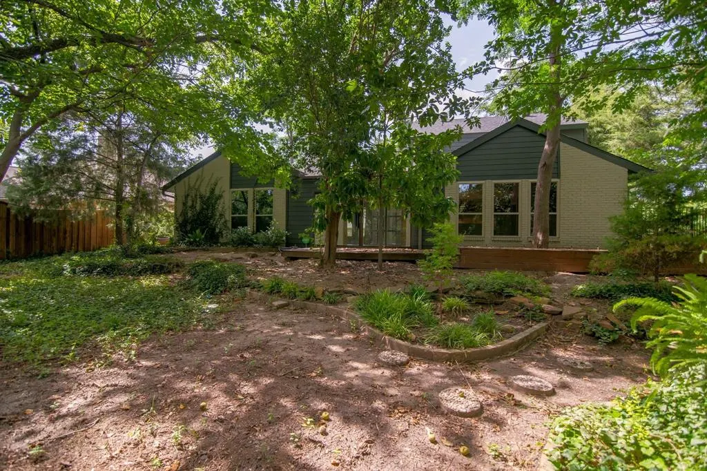 1500 Idyllwild Drive