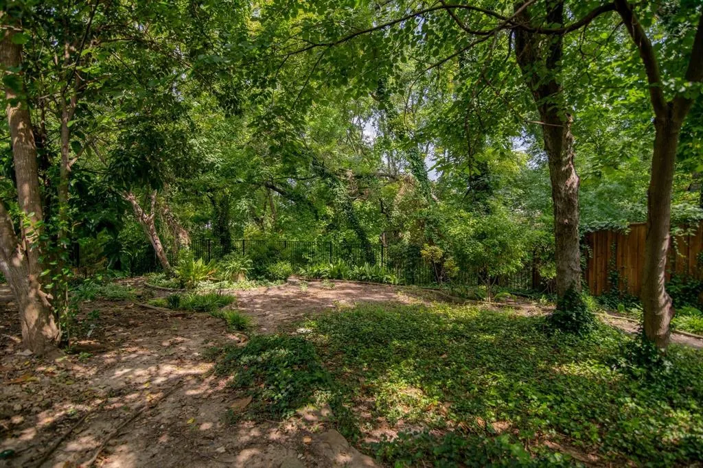 1500 Idyllwild Drive