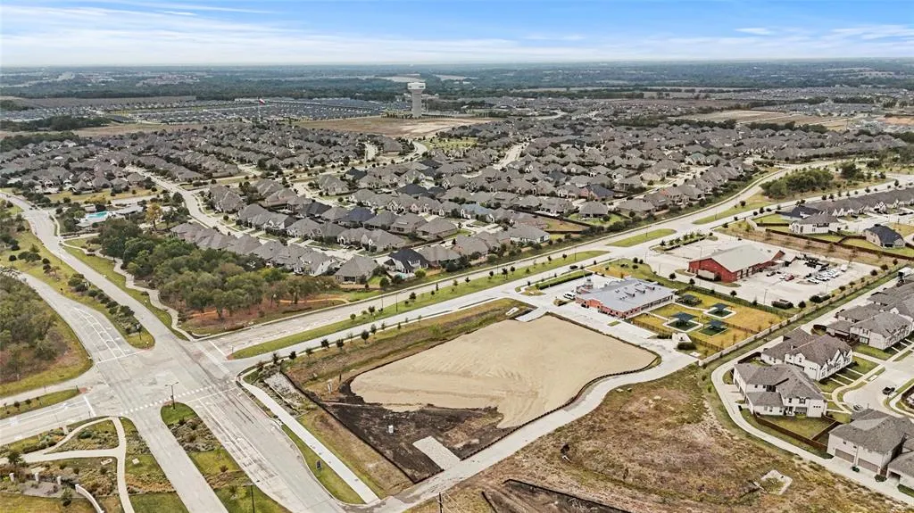 7901 Weatherford Trace