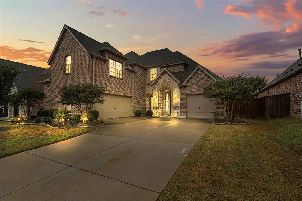 7901 Weatherford Trace