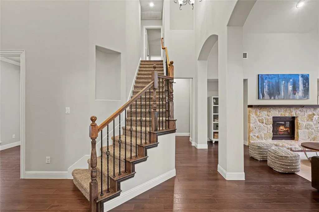 7901 Weatherford Trace