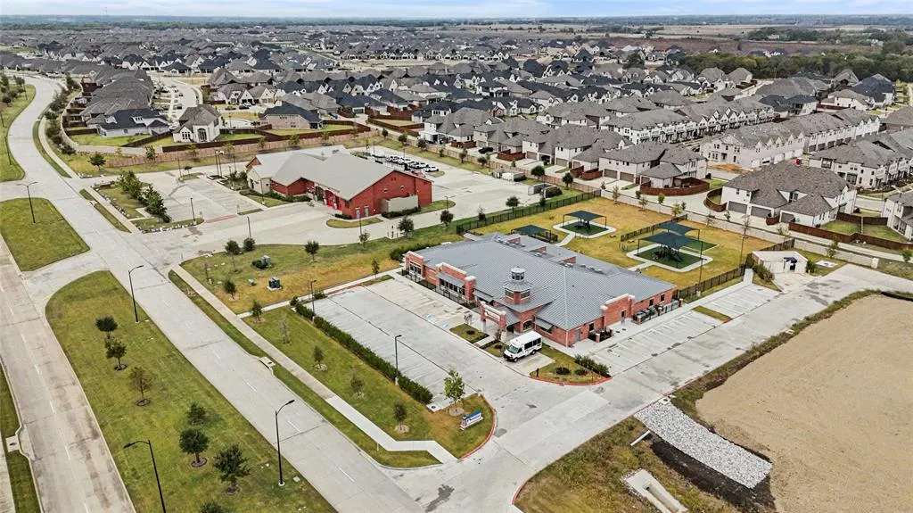 7901 Weatherford Trace