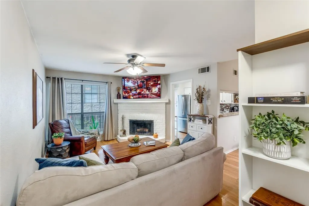 5200 Martel Avenue, #23B