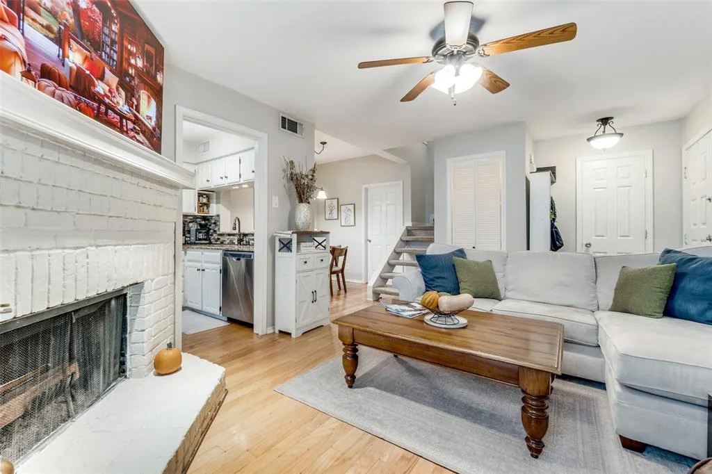 5200 Martel Avenue, #23B