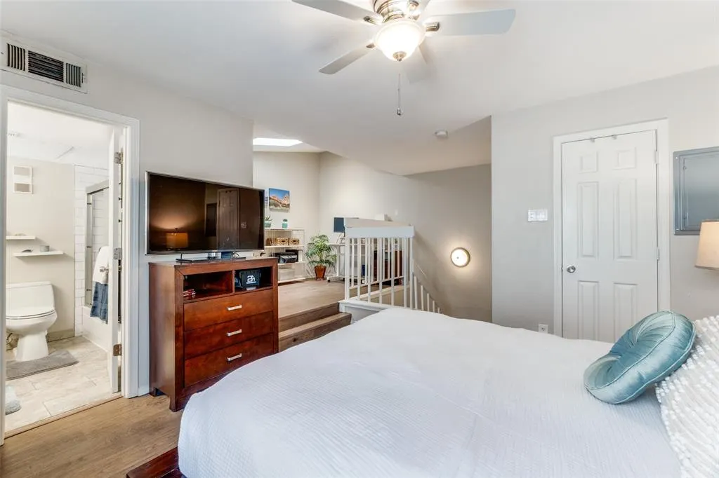 5200 Martel Avenue, #23B