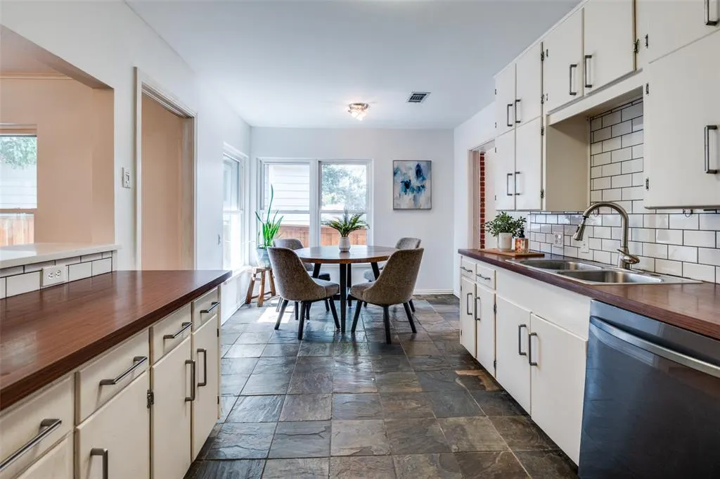 1207 Cascade Avenue