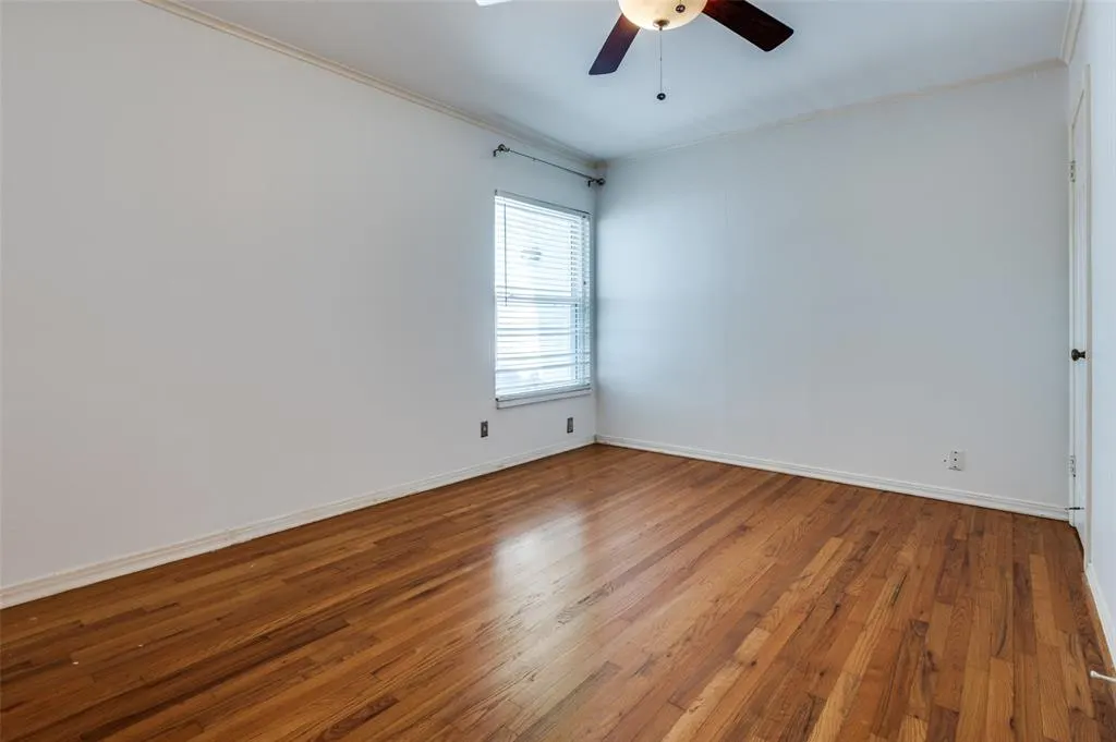 1207 Cascade Avenue