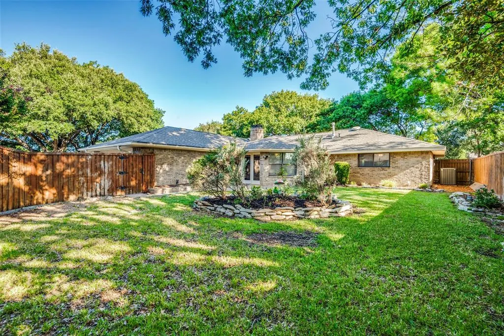 3104 Canterbury Drive