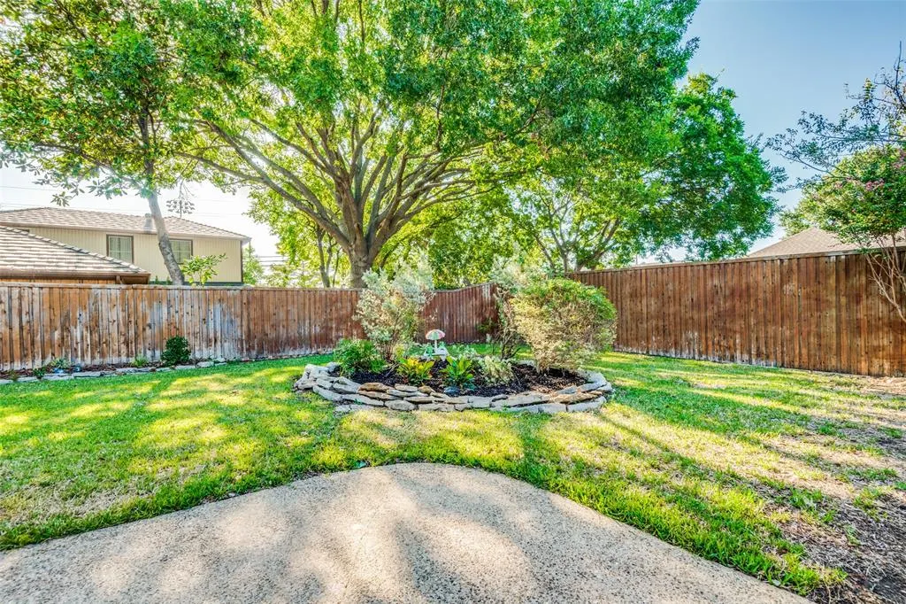 3104 Canterbury Drive