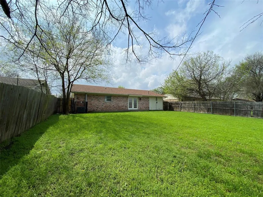 6510 Cinnamon Oaks Drive