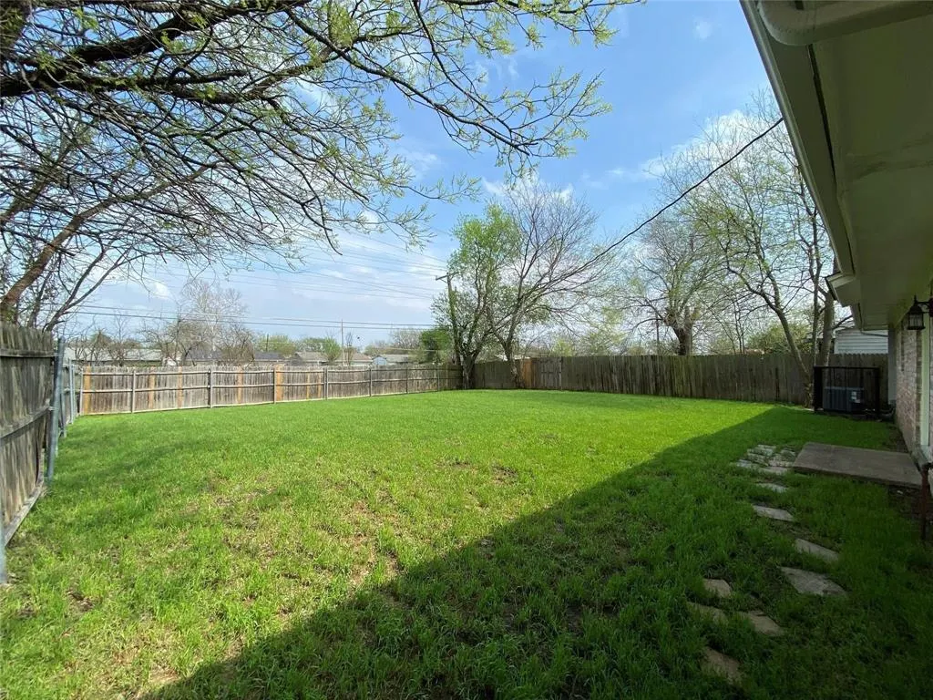 6510 Cinnamon Oaks Drive