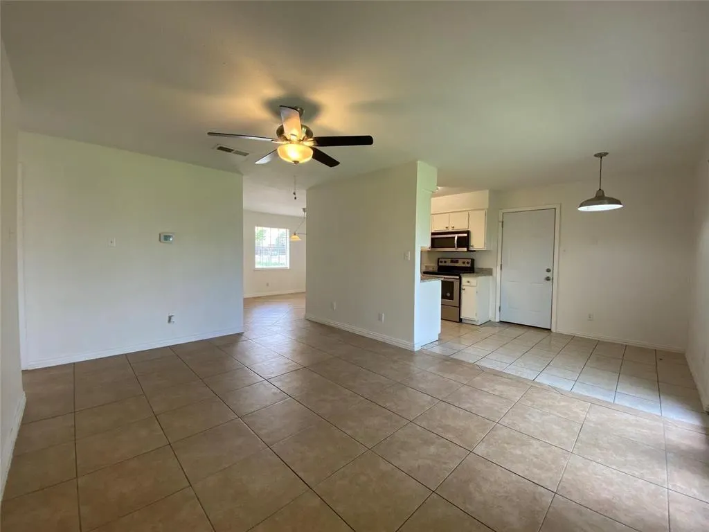 6510 Cinnamon Oaks Drive