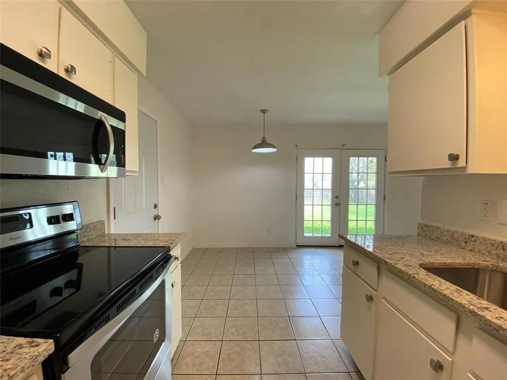 6510 Cinnamon Oaks Drive