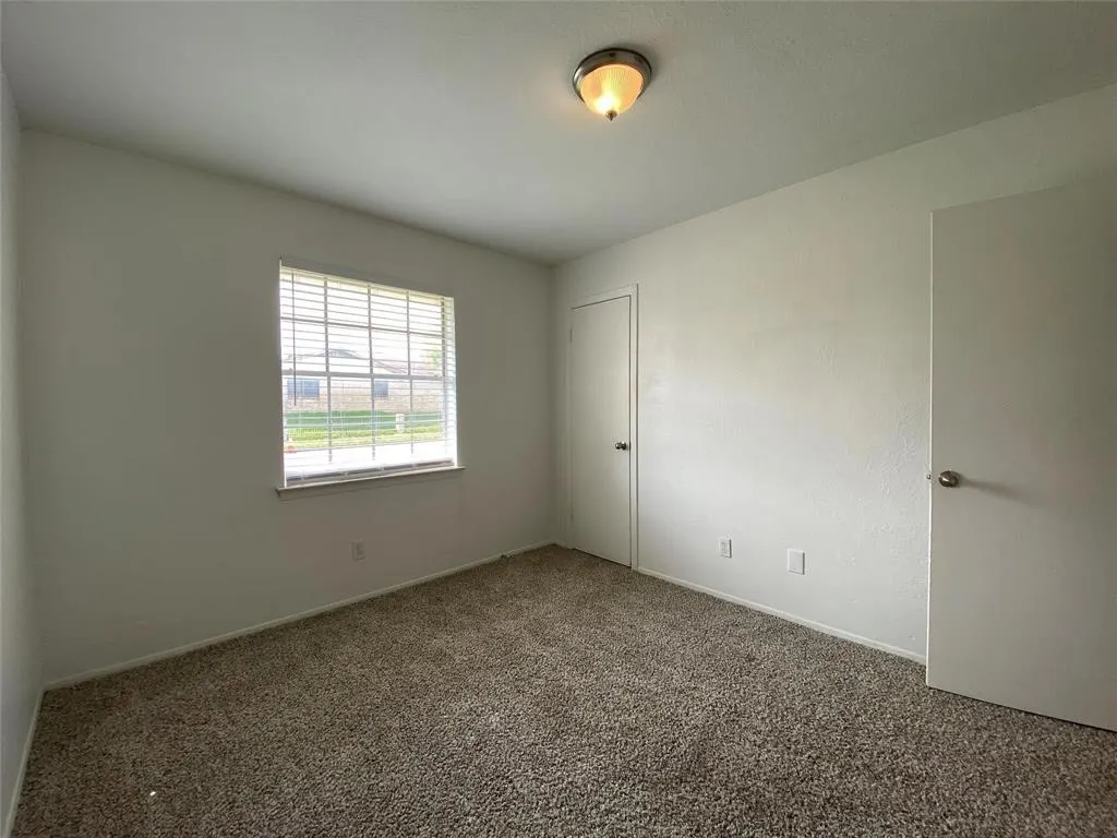 6510 Cinnamon Oaks Drive