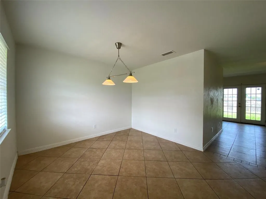 6510 Cinnamon Oaks Drive
