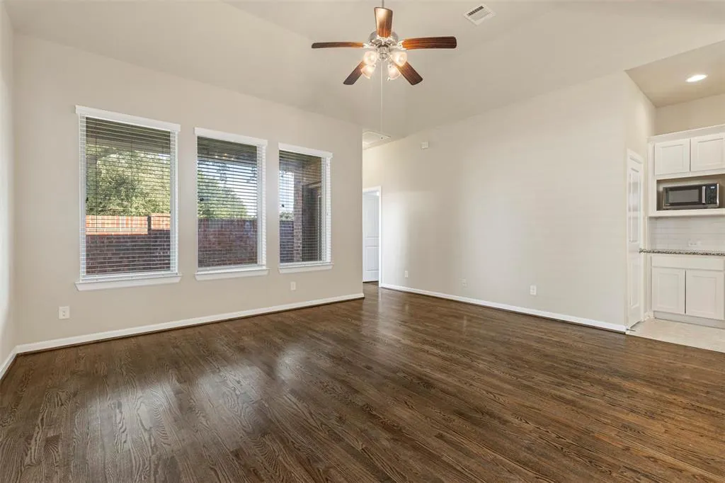 1122 Alpine Drive