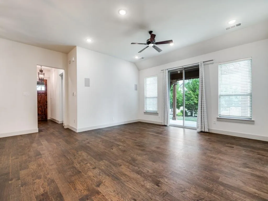 12995 Shepherds Hill Lane