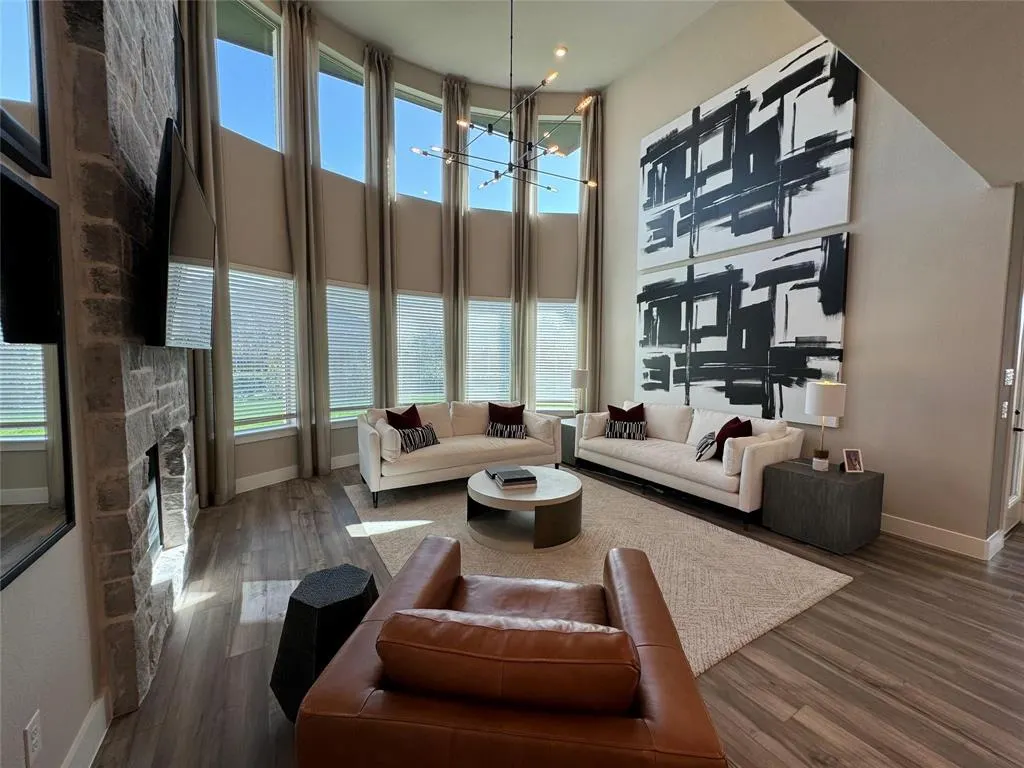 1520 Winchester Drive